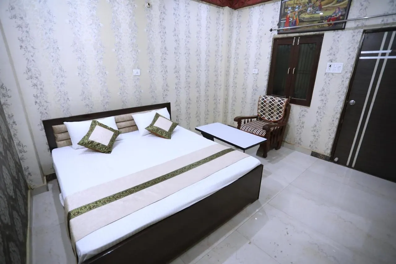 The Nines Hotel Varanasi 0*,  India